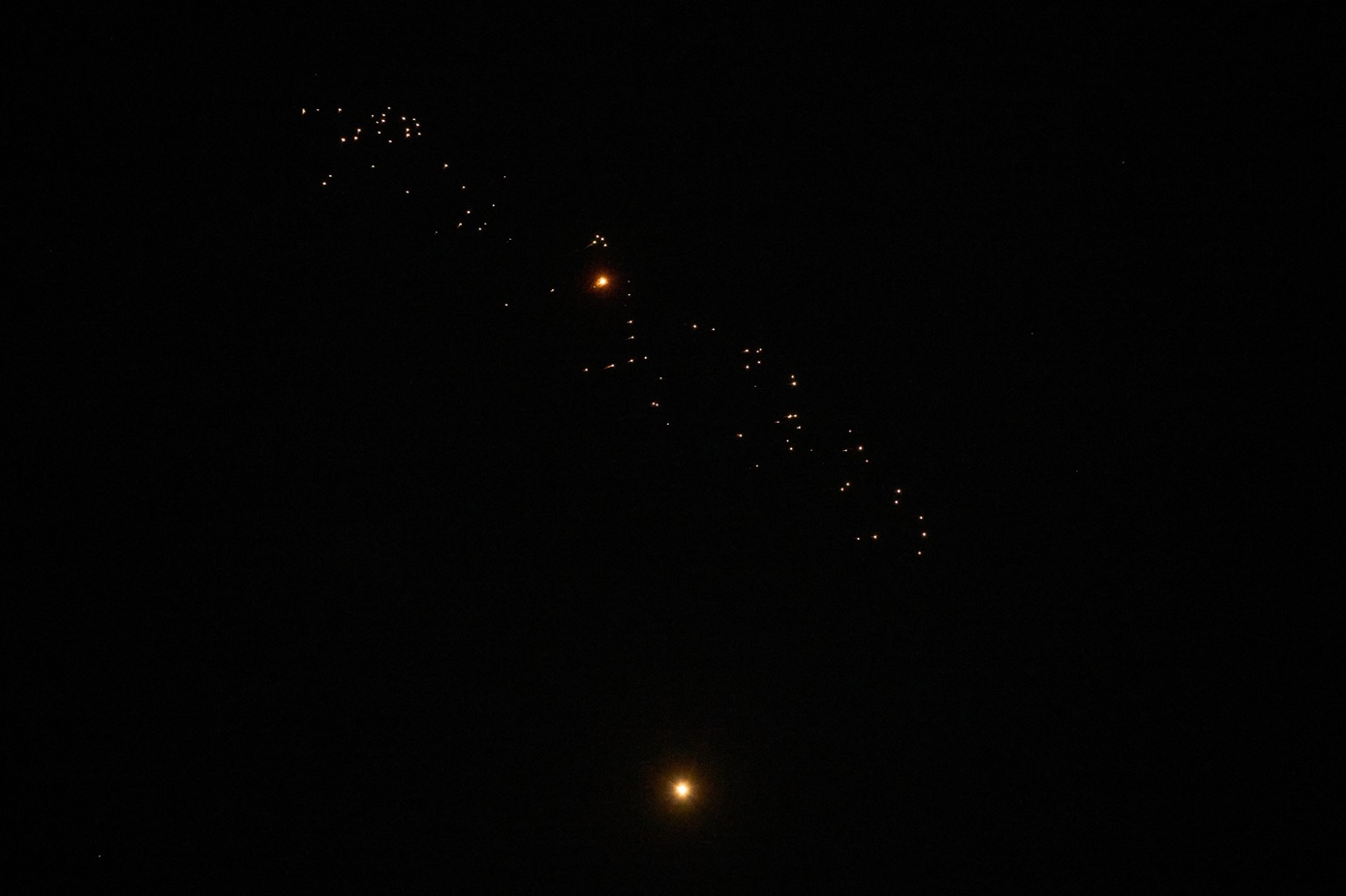 Το Ιράν δήλωσε ότι η επίθεση με πυραύλους διασποράς στο Τελ Αβίβ ήταν αντίποινα για τη δολοφονία Λαριτζανί