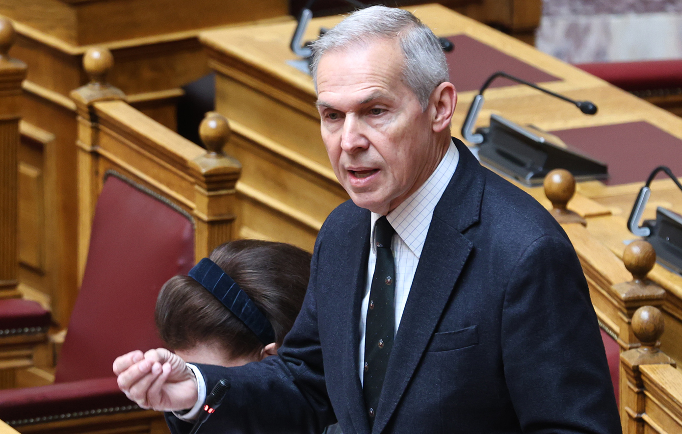 Θανάσης Δαβάκης: Τα ελληνικά όπλα δεν χρησιμοποιούνται πουθενά για επιθετική ενέργεια