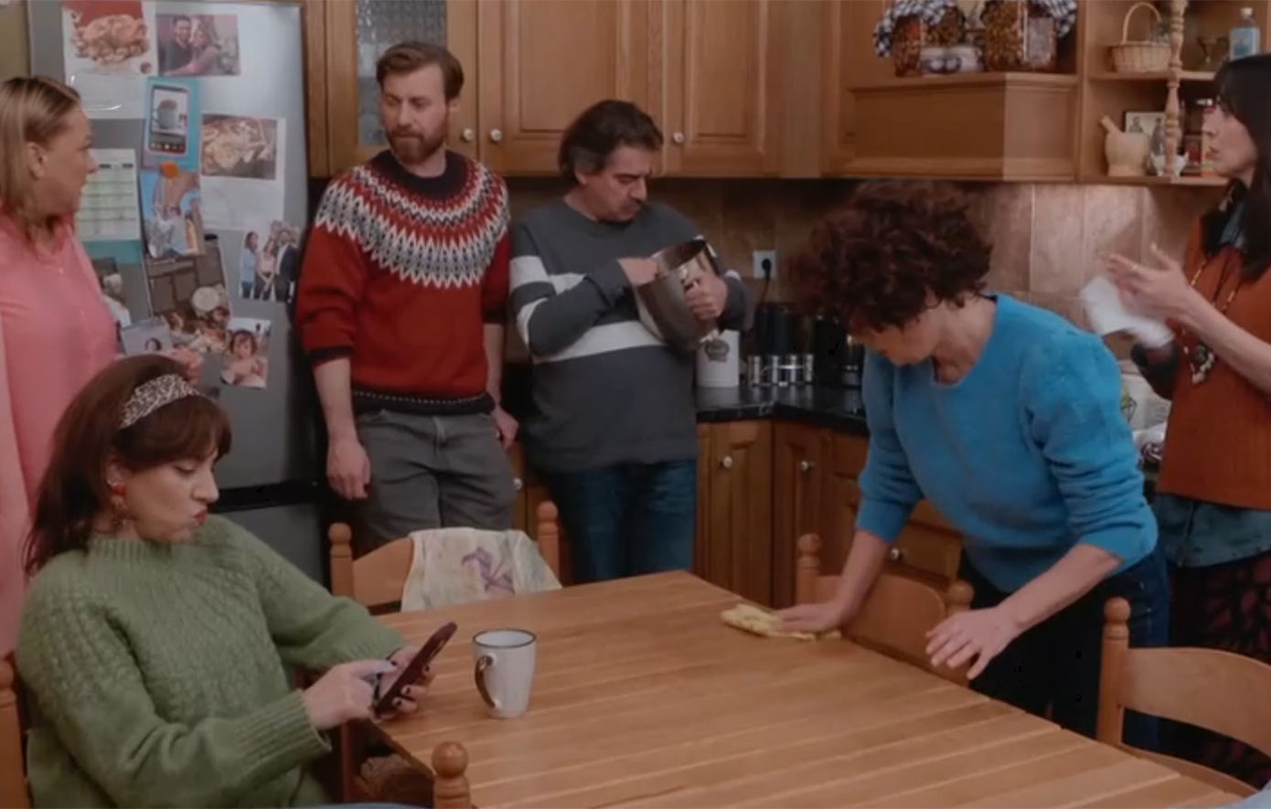 «Το Σόι σου»: Δείτε τα αποσπάσματα από το σημερινό επεισόδιο