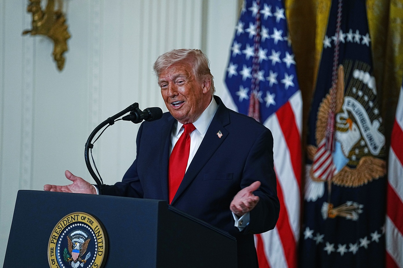 Τραμπ για Ιράν: «Πραγματικά είναι ένα έθνος τρόμου και μίσους, και αυτή τη στιγμή πληρώνουν μεγάλο τίμημα»