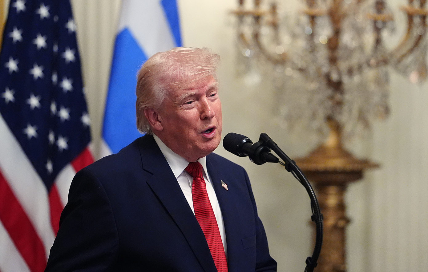 «Σκούρα» τα βρήκε ο Τραμπ με τα ελληνικά ονόματα: «Χαίρομαι που τελείωσα» &#8211; Δείτε βίντεο