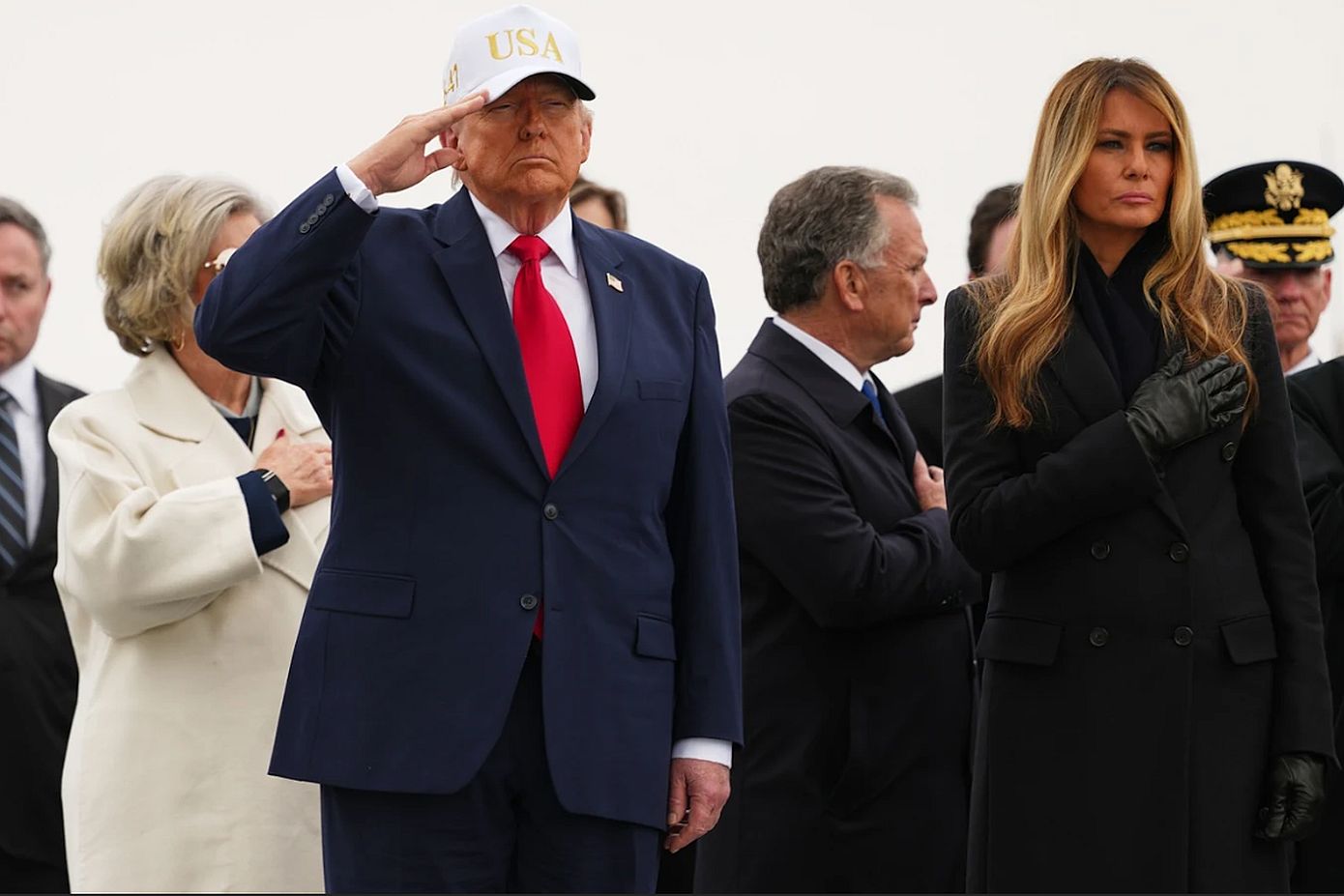 Τραμπ για τους 6 Αμερικανούς που σκοτώθηκαν στο Κουβέιτ: «Είναι μεγάλοι ήρωες και έτσι θα τους θυμόμαστε»