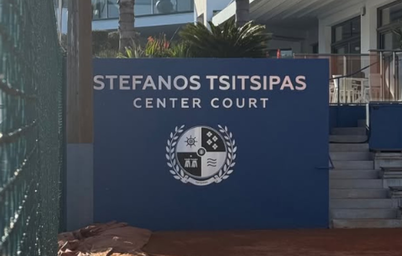 Στέφανος Τσιτσιπάς: Γήπεδο τένις στη Γαλλία πήρε το όνομά του