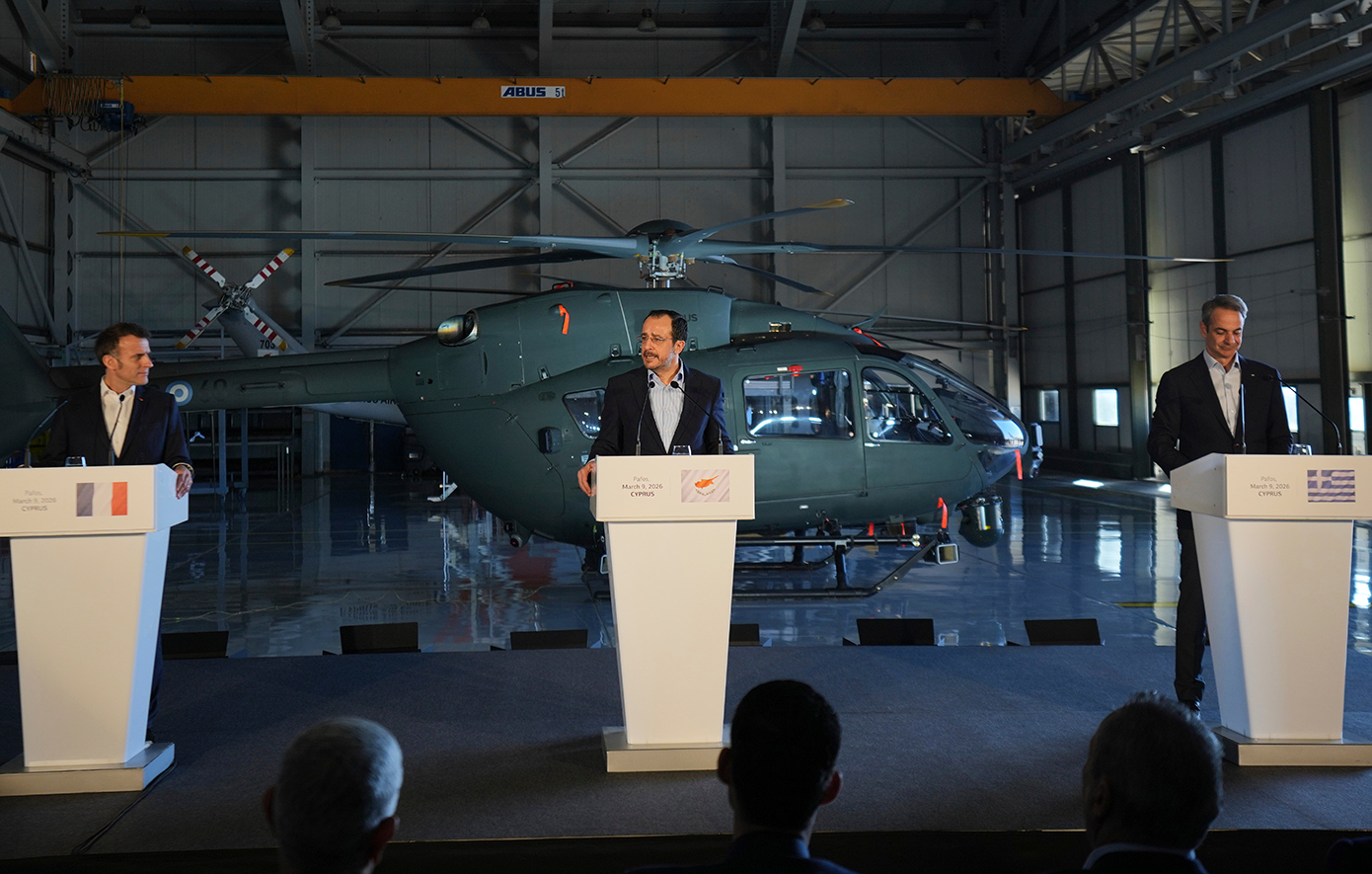 Live οι δηλώσεις Μητσοτάκη, Μακρόν και Χριστοδουλίδη μετά την τριμερή: «Όταν επιτίθεται κάποιος στην Κύπρο, επιτίθεται στην Ευρώπη»