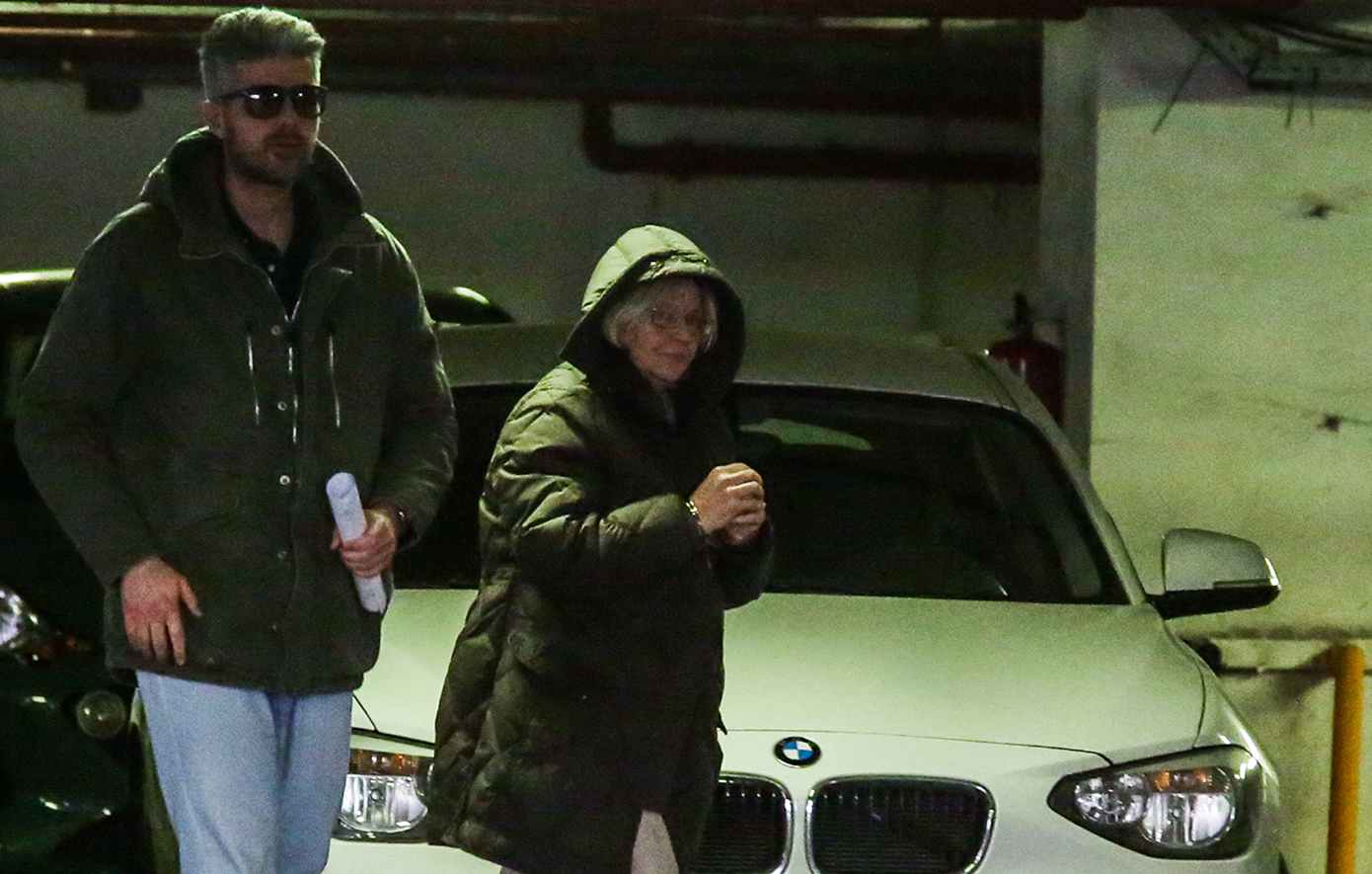 Στη φυλακή οδηγείται η Ελένη Ζαρούλια &#8211; Βίντεο από τη μεταφορά της