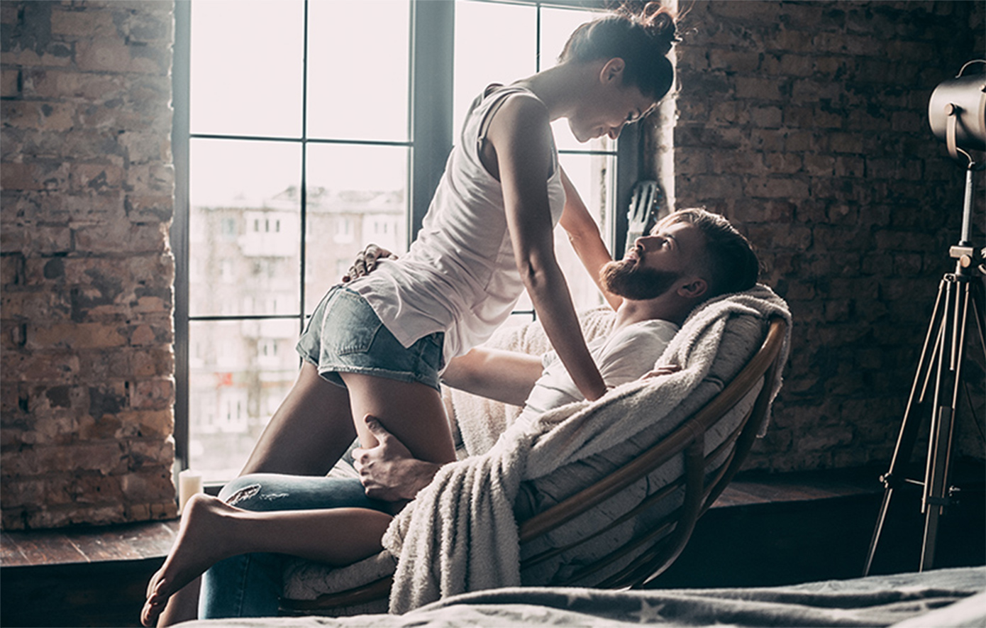 Πόσο συχνά «πρέπει» να κάνουν σεξ τα ζευγάρια; &#8211; Το δεδομένο που καταρρίπτει το μύθο