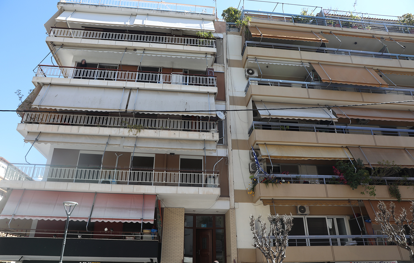 Μαρτυρίες για το θρίλερ στου Ζωγράφου: «Είχαμε να τις δούμε 1,5 μήνα, υπήρχε έντονη μυρωδιά»