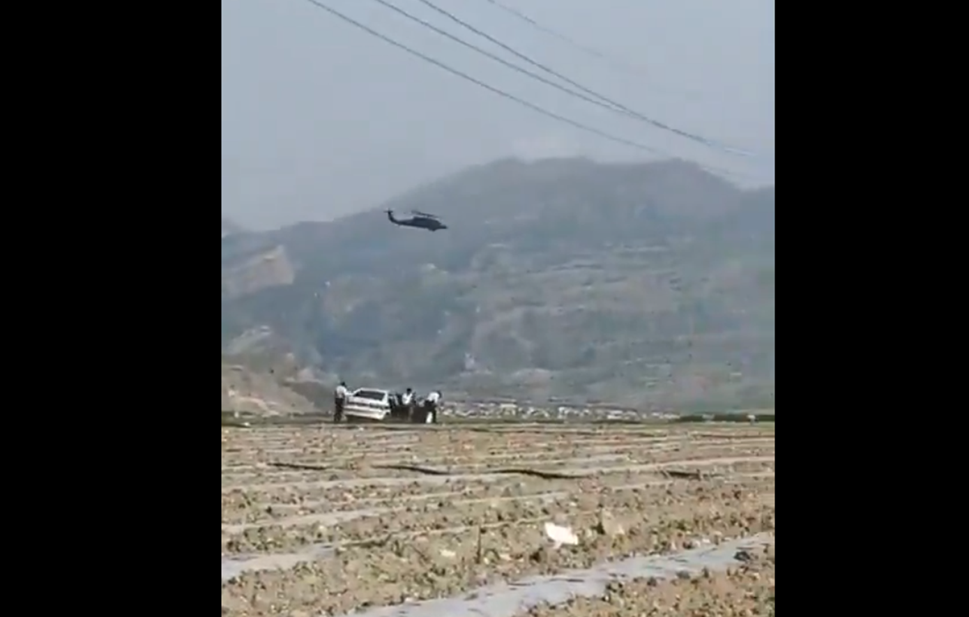 Συγκλονιστικό βίντεο: Ιρανοί πυροβολούν εναντίον των Black Hawk που ψάχνουν τους Αμερικανούς πιλότους