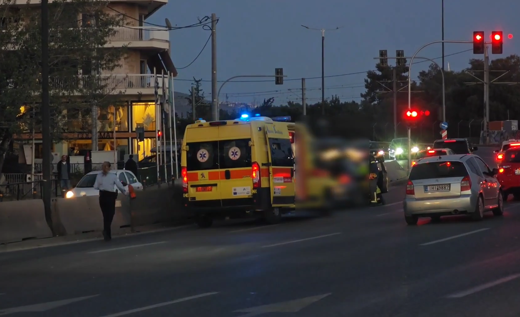 Μποτιλιάρισμα στην Ποσειδώνος μετά από τροχαίο &#8211; Δείτε το βίντεο