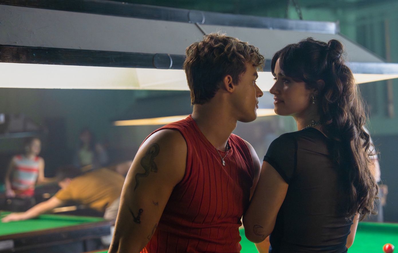 Your Fault: London: Ένας απαγορευμένος έρωτας στο Λονδίνο που θα σας καθηλώσει μπροστά στη μικρή οθόνη