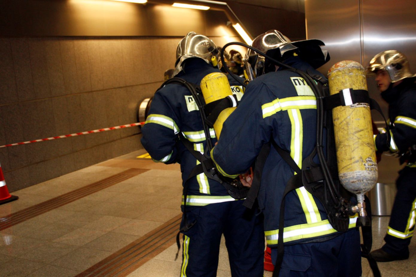«Ράγα SOS»: Η εντυπωσιακή άσκηση, με εφιαλτικό σενάριο εκτροχιασμού και έκρηξης στο Μετρό