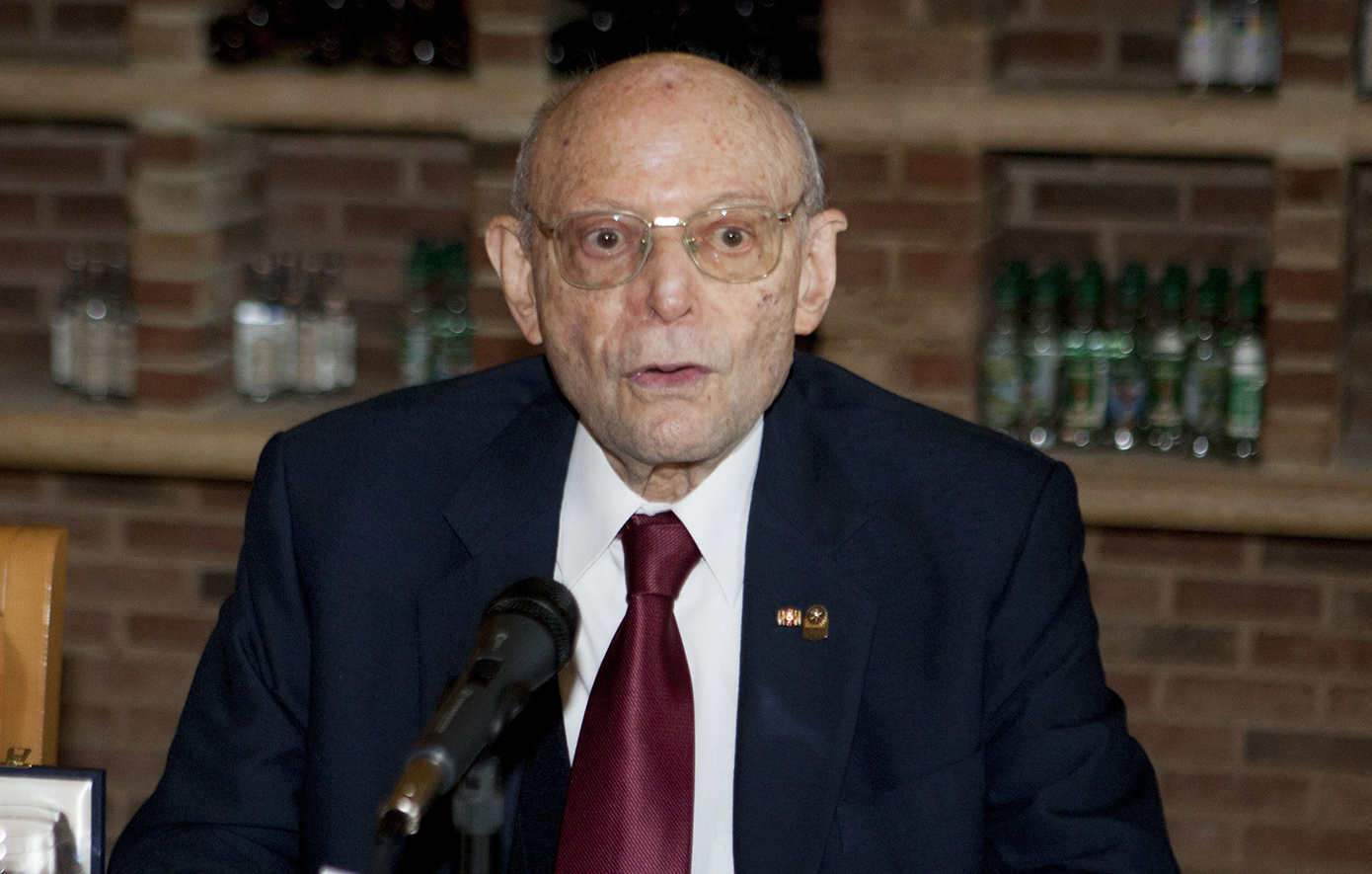 Έφυγε από τη ζωή ο επιζών από το Άουσβιτς, Χάιντς Κούνιο