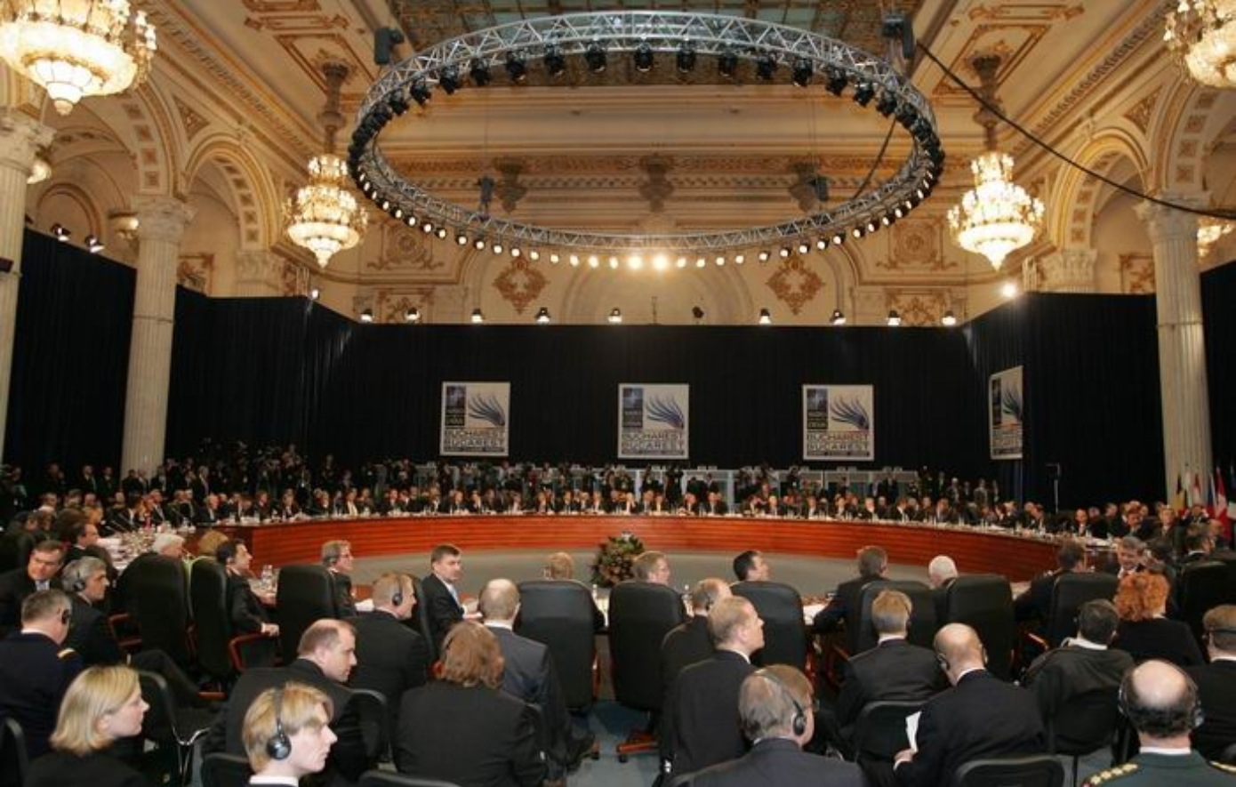 Σαν σήμερα 3 Απριλίου: Όταν η Ελλάδα έβαλε βέτο στο όνομα της ΠΓΔΜ