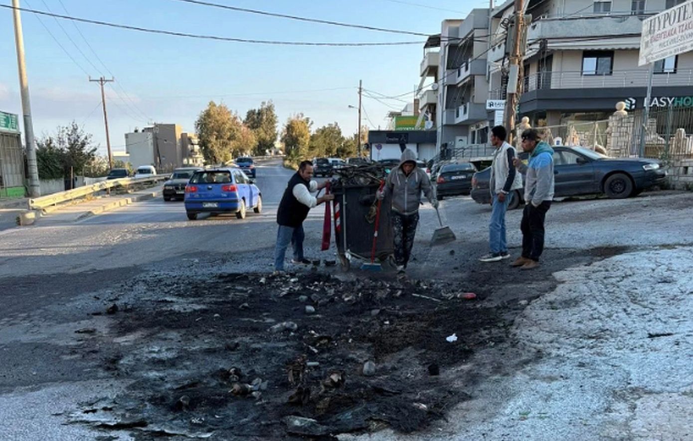Βομβαρδισμένο τοπίο το Ηράκλειο Κρήτης από τo «Κάψιμο του Ιούδα» &#8211; Δείτε φωτογραφίες