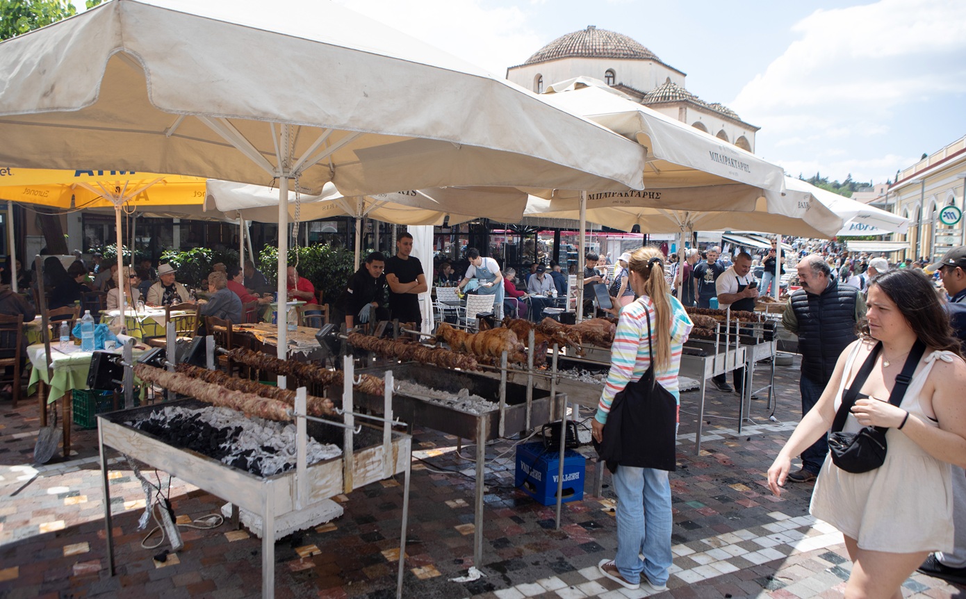 Οβελίας με ήλιο και καλό καιρό σήμερα, Κυριακή του Πάσχα &#8211; Σε ποιες περιοχές υπάρχει πιθανότητα βροχής