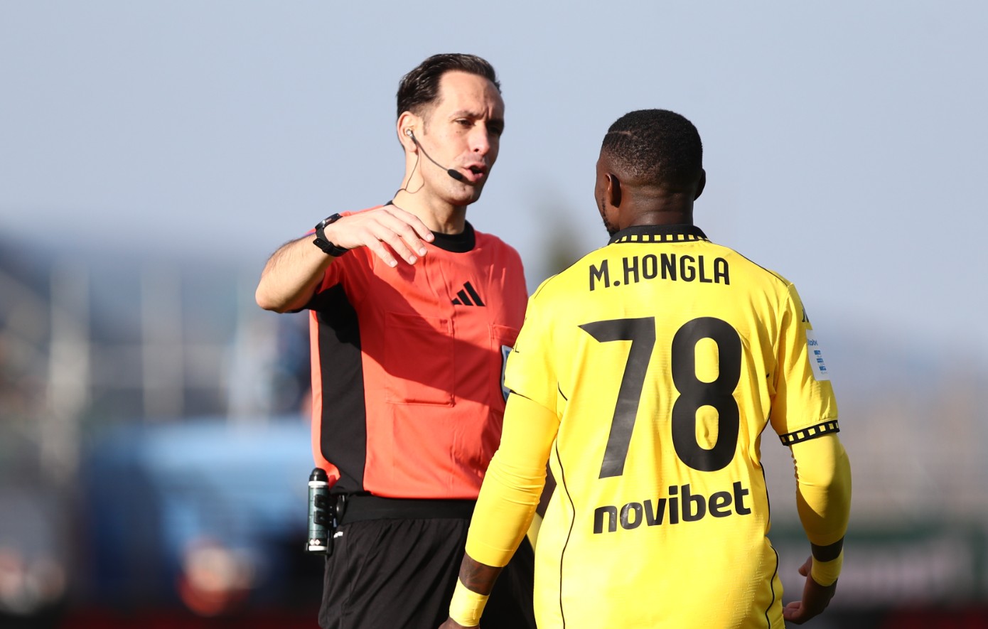 Άρης για τη διαιτησία: Οι λέξεις «ντροπή» και «ξεφτίλα» έχουν χάσει πια τη σημασία τους