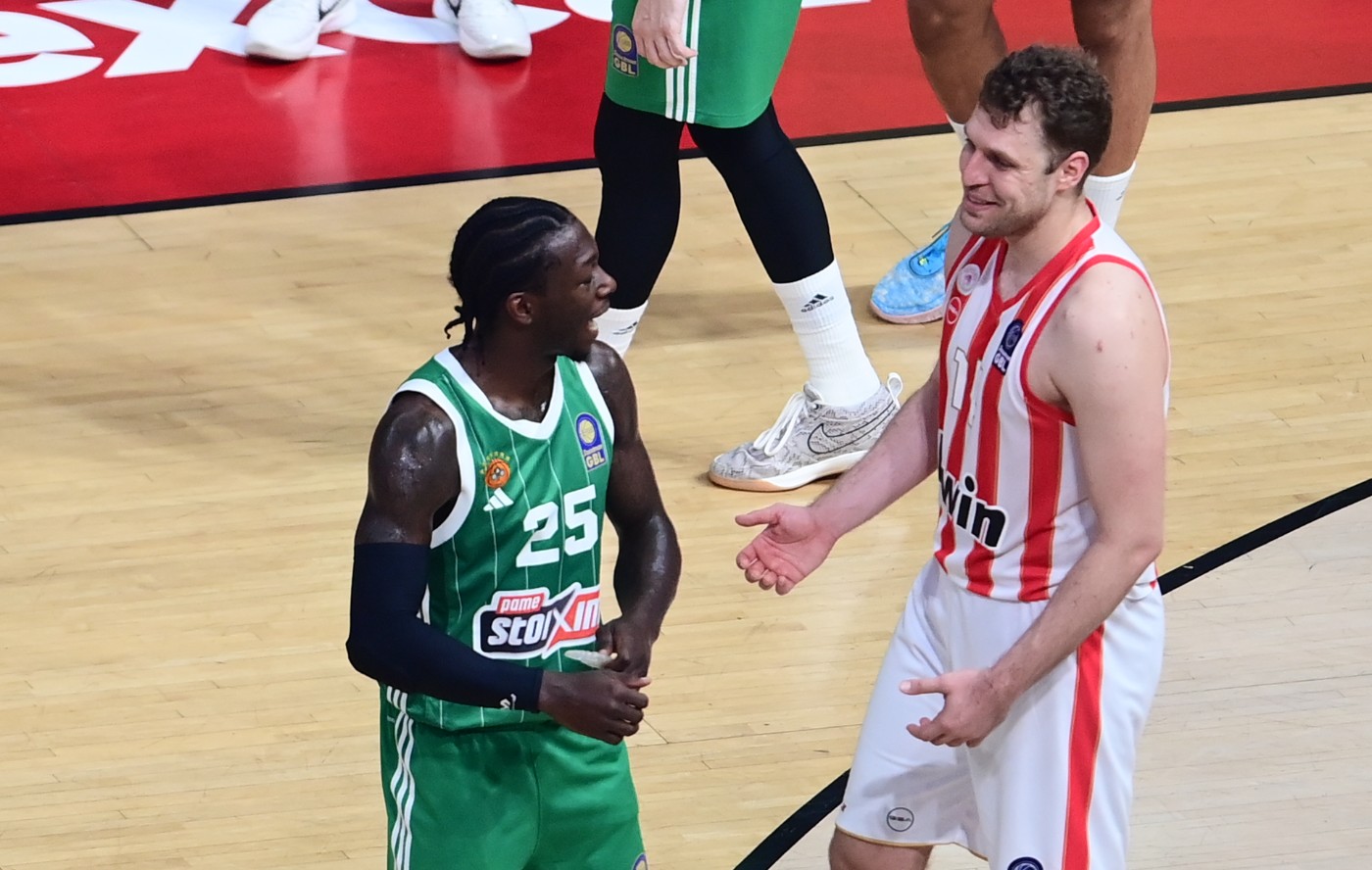 Ναν για Βεζένκοβ: «Παίρνει έξτρα βοήθεια από τους &#8220;πορτοκαλί&#8221;»