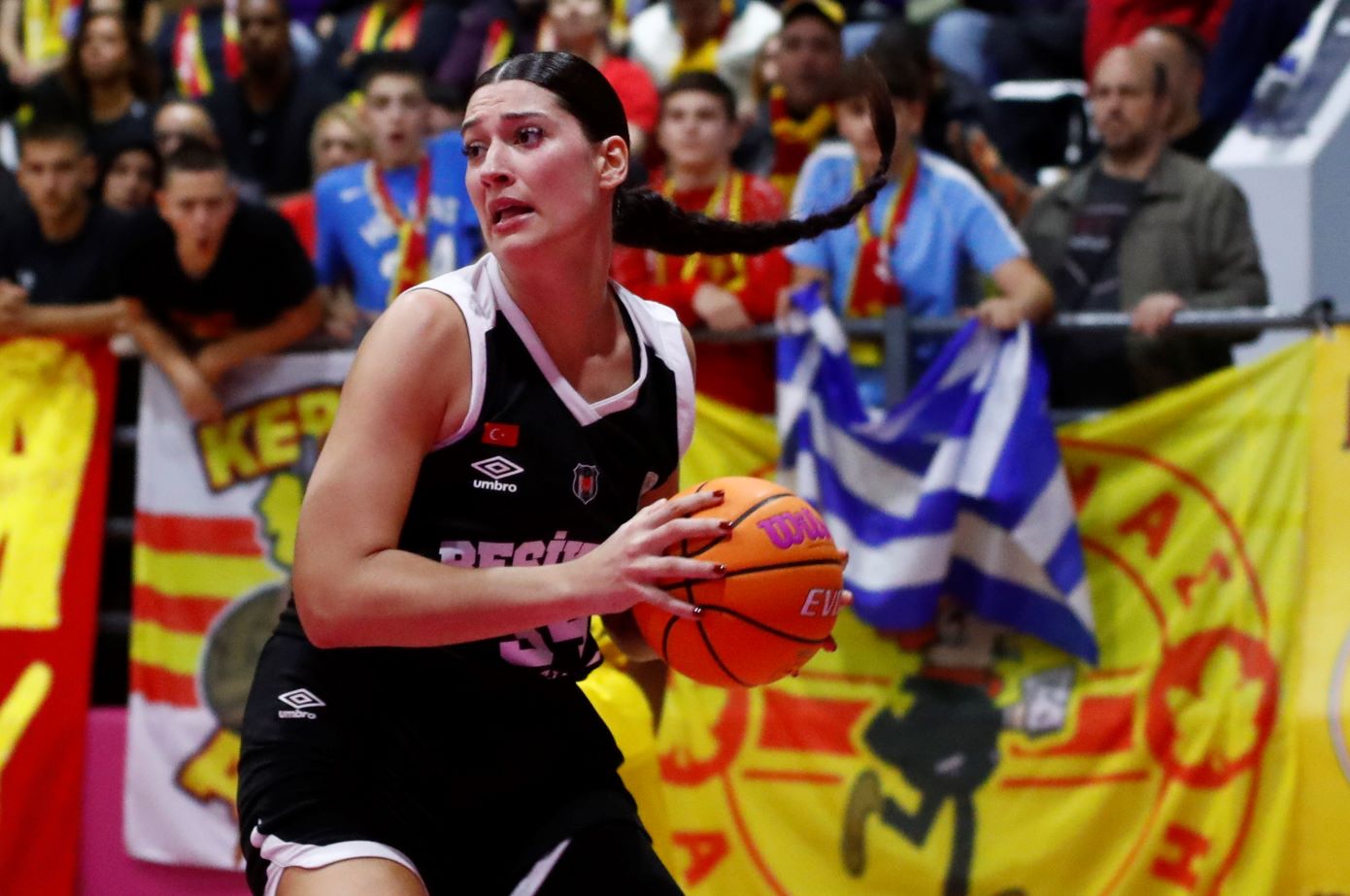 WNBA: Εξαιρετική η Φασούλα στο ντεμπούτο της με τις Βάλκιρις