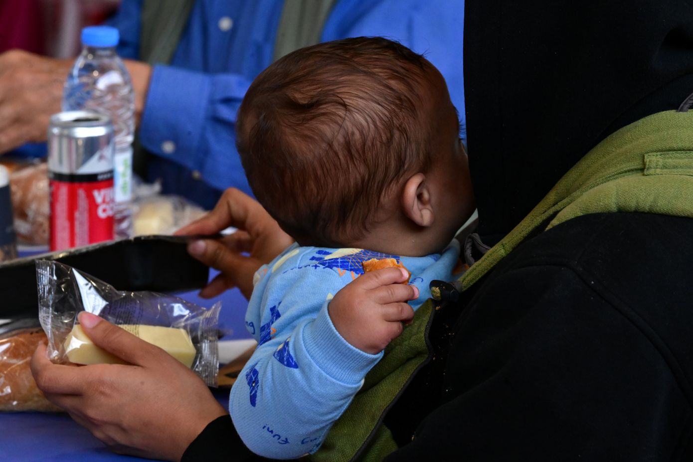 Η Αθήνα στο πλευρό των πιο ευάλωτων και το φετινό Πάσχα &#8211; Ο δήμος πρόσφερε 1.300 μερίδες και πολλή αγάπη στο Ρουφ