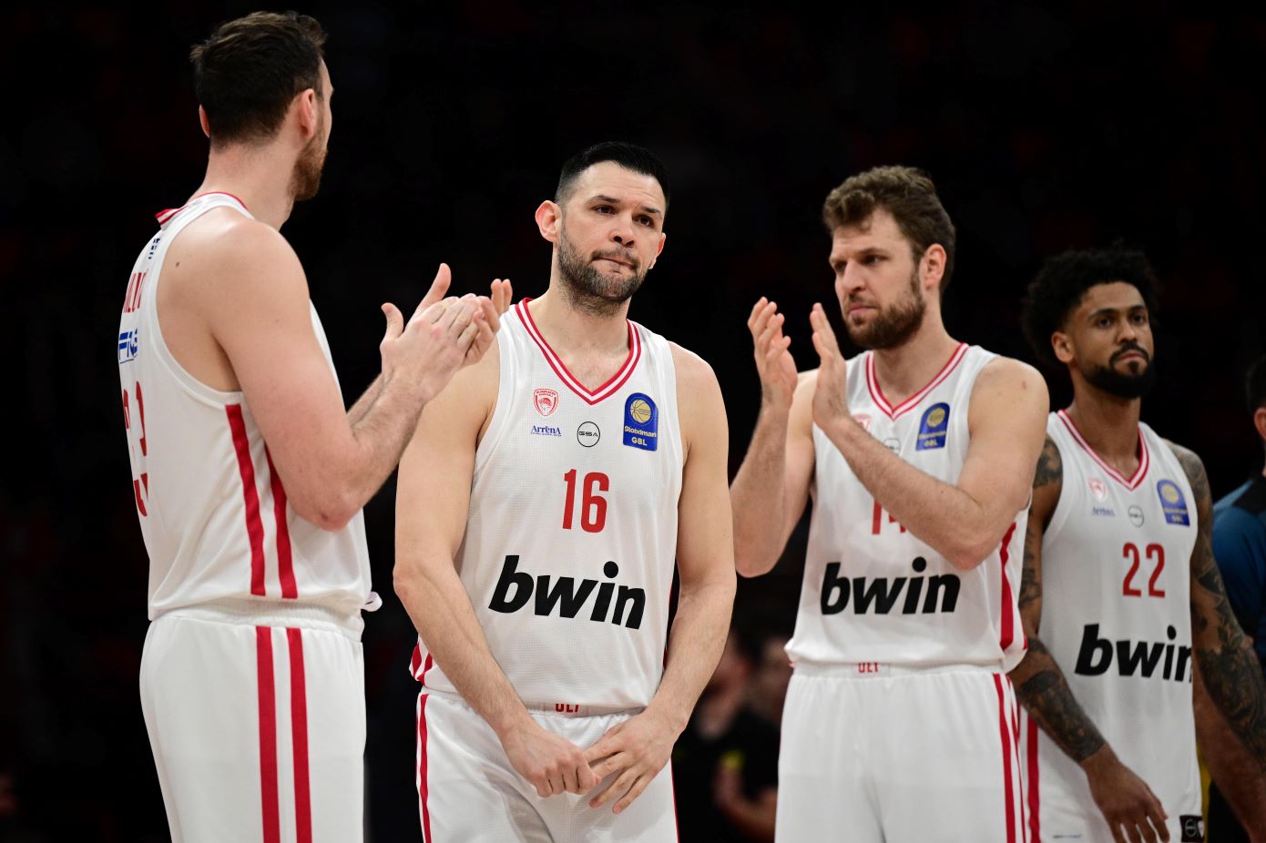 Ολυμπιακός: Ο Παπανικολάου συνεχίζει να γράφει ιστορία-Έφτασε τα 800 παιχνίδια με τους «ερυθρόλευκους»