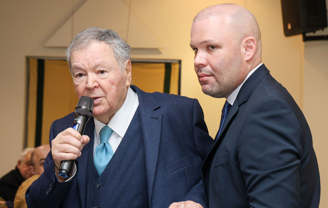 Αντώνης Βουγιουκλάκης - Αιμίλιος Βουγιουκλάκης Αντώνης Βουγιουκλάκης - Αιμίλιος Βουγιουκλάκης