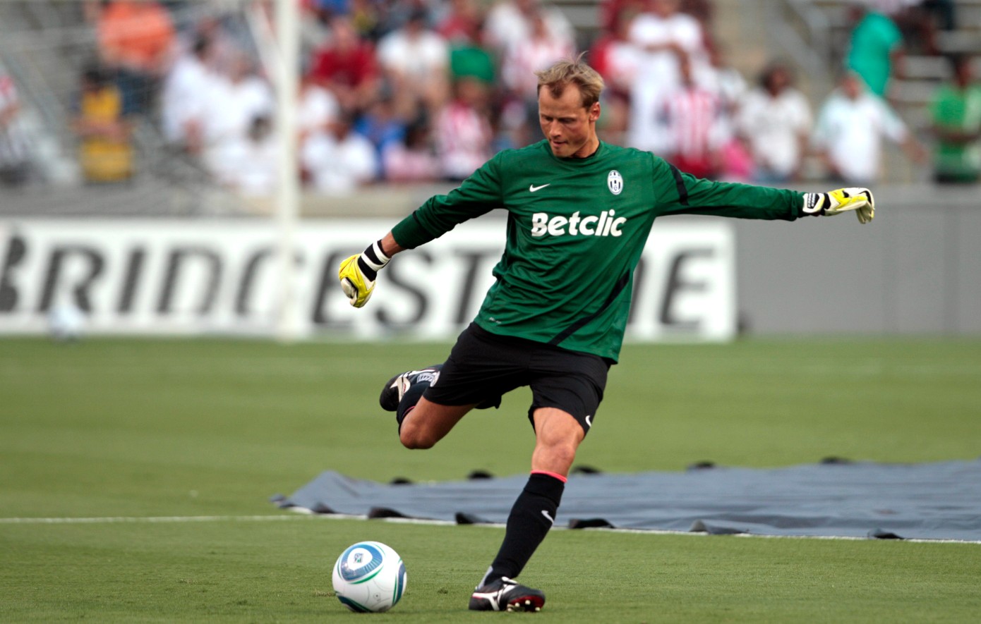 Θρήνος στο ευρωπαϊκό ποδόσφαιρο: Σκοτώθηκε ο Άλεξ Μάνινγκερ, πρώην τερματοφύλακας των Άρσεναλ και Γιουβέντους