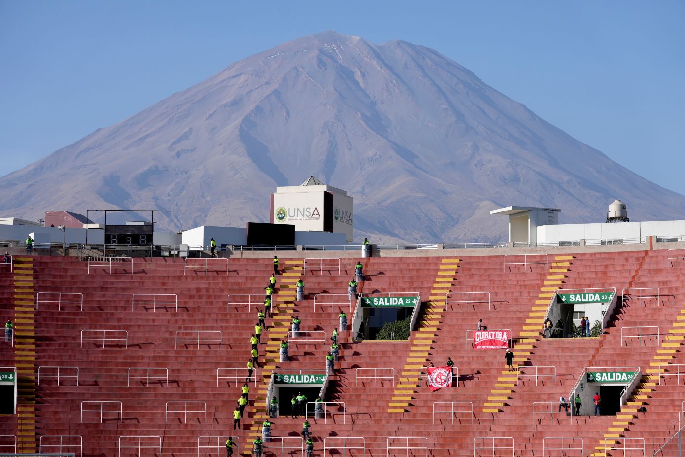 Περού: Τραγωδία πριν το clasico, ένας νεκρός και 60 τραυματίες
