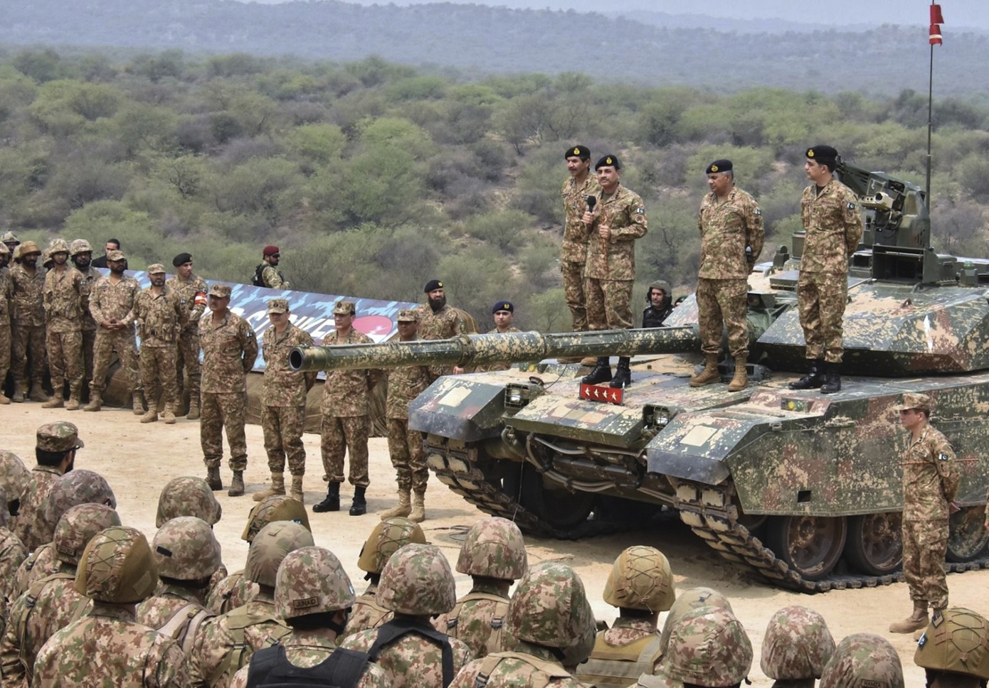 Ενίσχυση της διμερούς αμυντικής συνεργασίας μεταξύ Σαουδικής Αραβίας και Πακιστάν