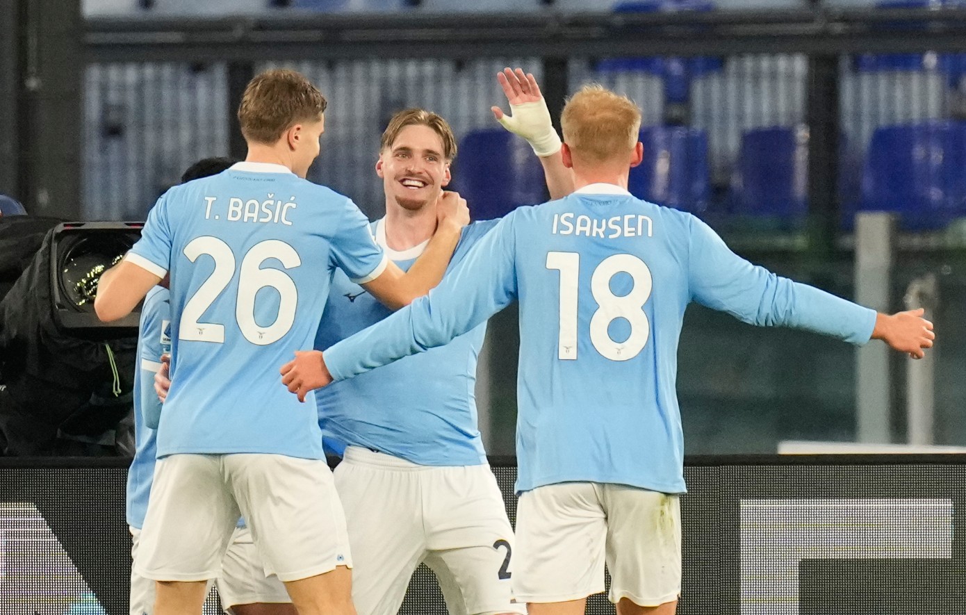 Serie A: Η Λάτσιο νίκησε τη Νάπολι και στέφει πρωταθλήτρια την Ίντερ