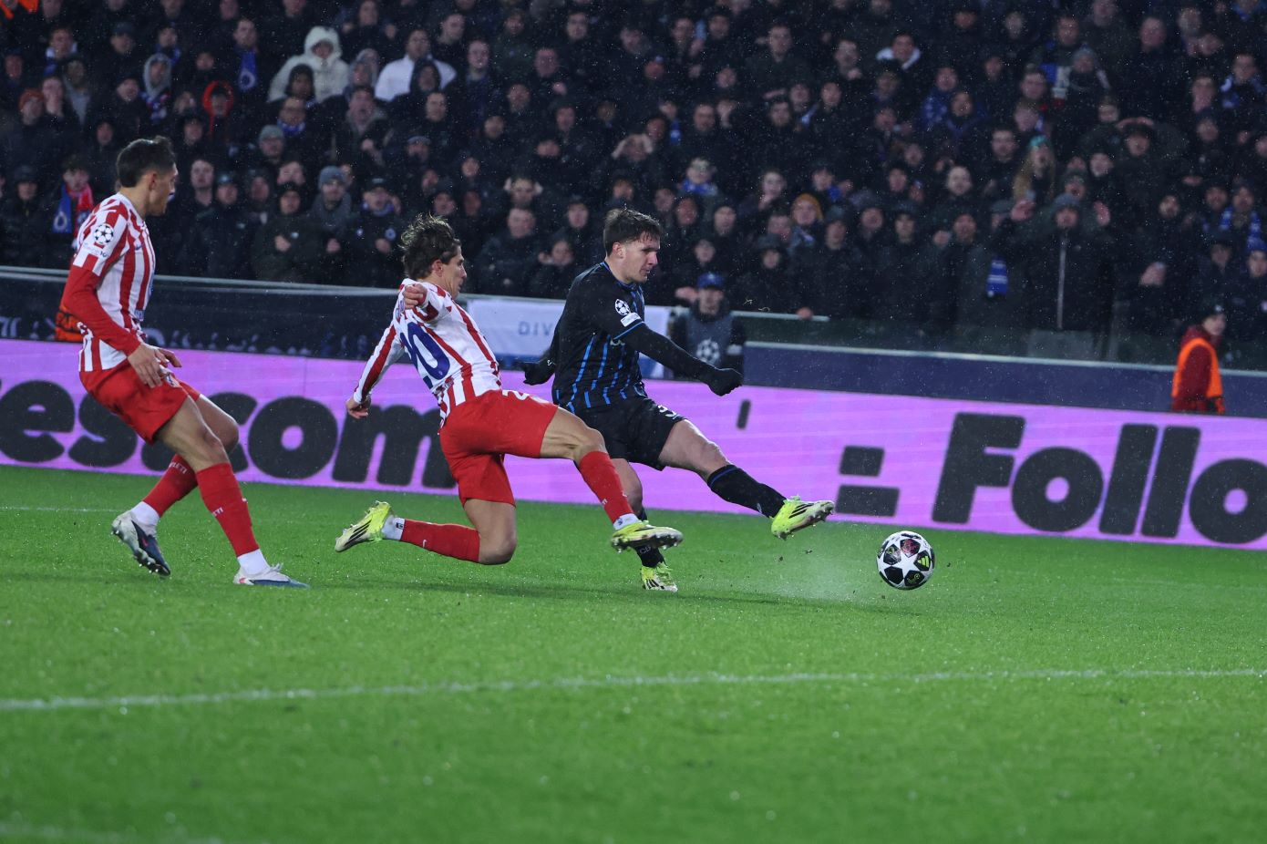 Μπριζ: Γκολ και δύο ασίστ o Τζόλης στο 4-2 επί της Άντερλεχτ