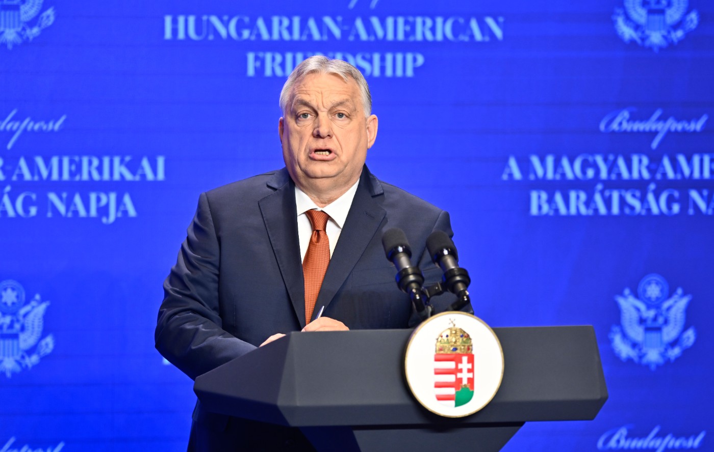 Το γήπεδο του Όρμπαν ως σύμβολο διαφθοράς και υπερβολής