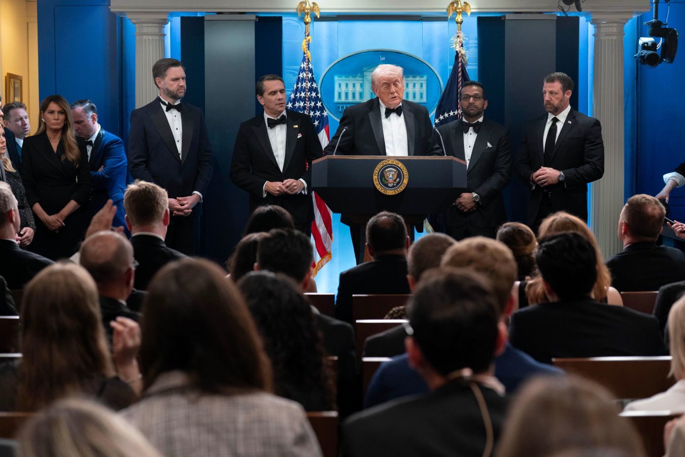 O Τραμπ περιγράφει την ένοπλη επίθεση και ξεσπά: «Δεν είμαι βιαστής, διαβάζετε ανοησίες» &#8211; «Ήταν πολύ γρήγορος ο δράστης»