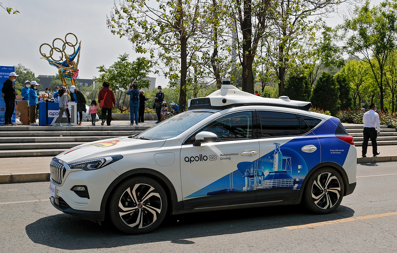 Μαζική βλάβη σε αυτόνομα ταξί στη Γουχάν: Ακινητοποιήθηκαν πάνω από 100 οχήματα εν κινήσει