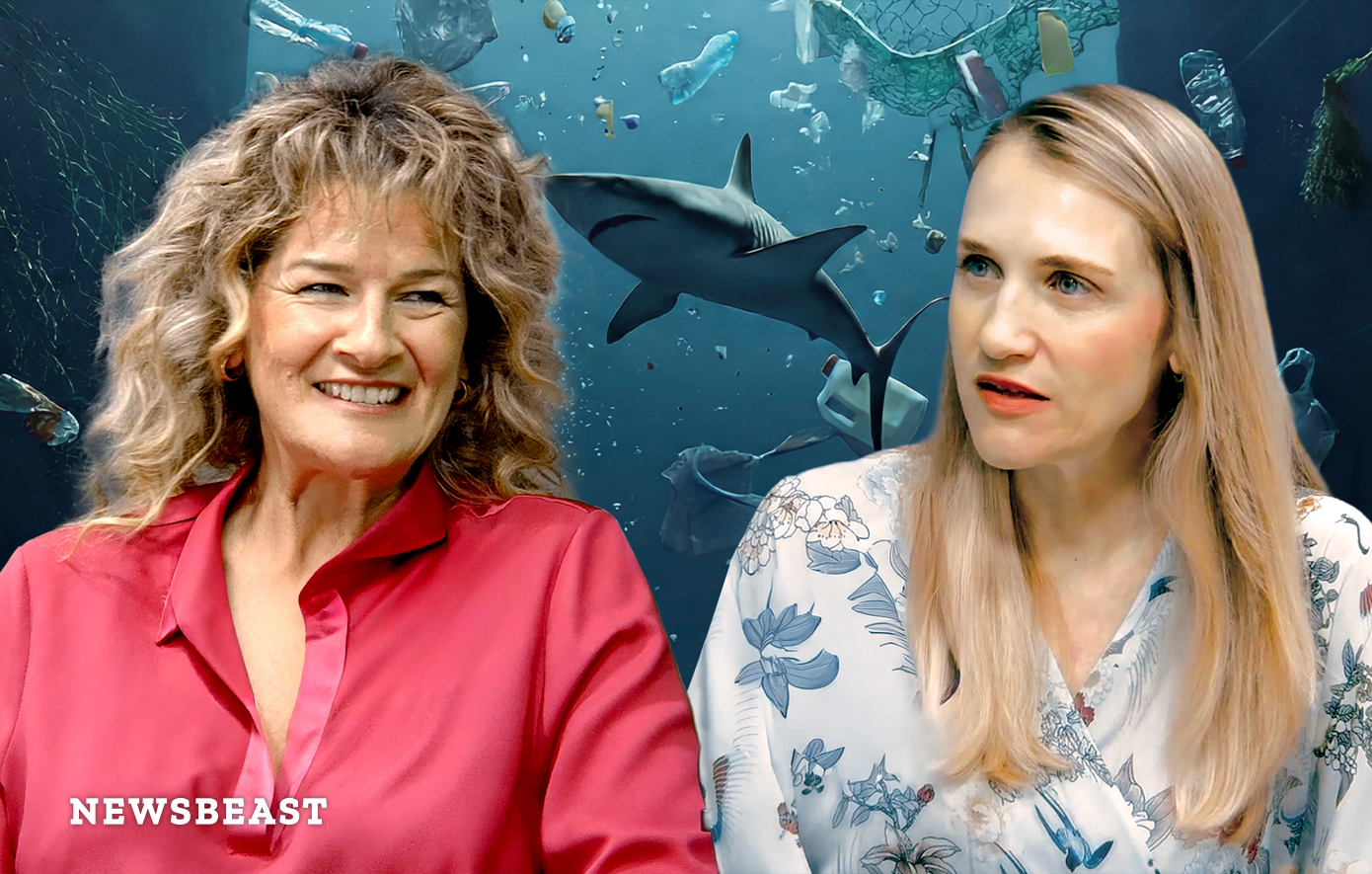 Κατερίνα Τοπούζογλου: «Μη φοβάστε τους καρχαρίες, αλλά τους ανθρώπους που μολύνουν τις θάλασσες»