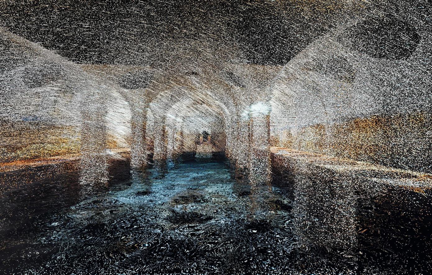 ΝΕΟn ΝΕΡΟ: Μια δωρεάν μυσταγωγική εμπειρία γεμάτη νερό και φως στο Αδριάνειο Υδραγωγείο στο Κολωνάκι