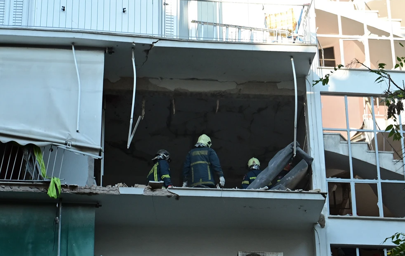 Έκρηξη στους Αμπελόκηπους: Δεν έχουν επιστρέψει στα σπίτια τους οι ιδιοκτήτες των διαμερισμάτων