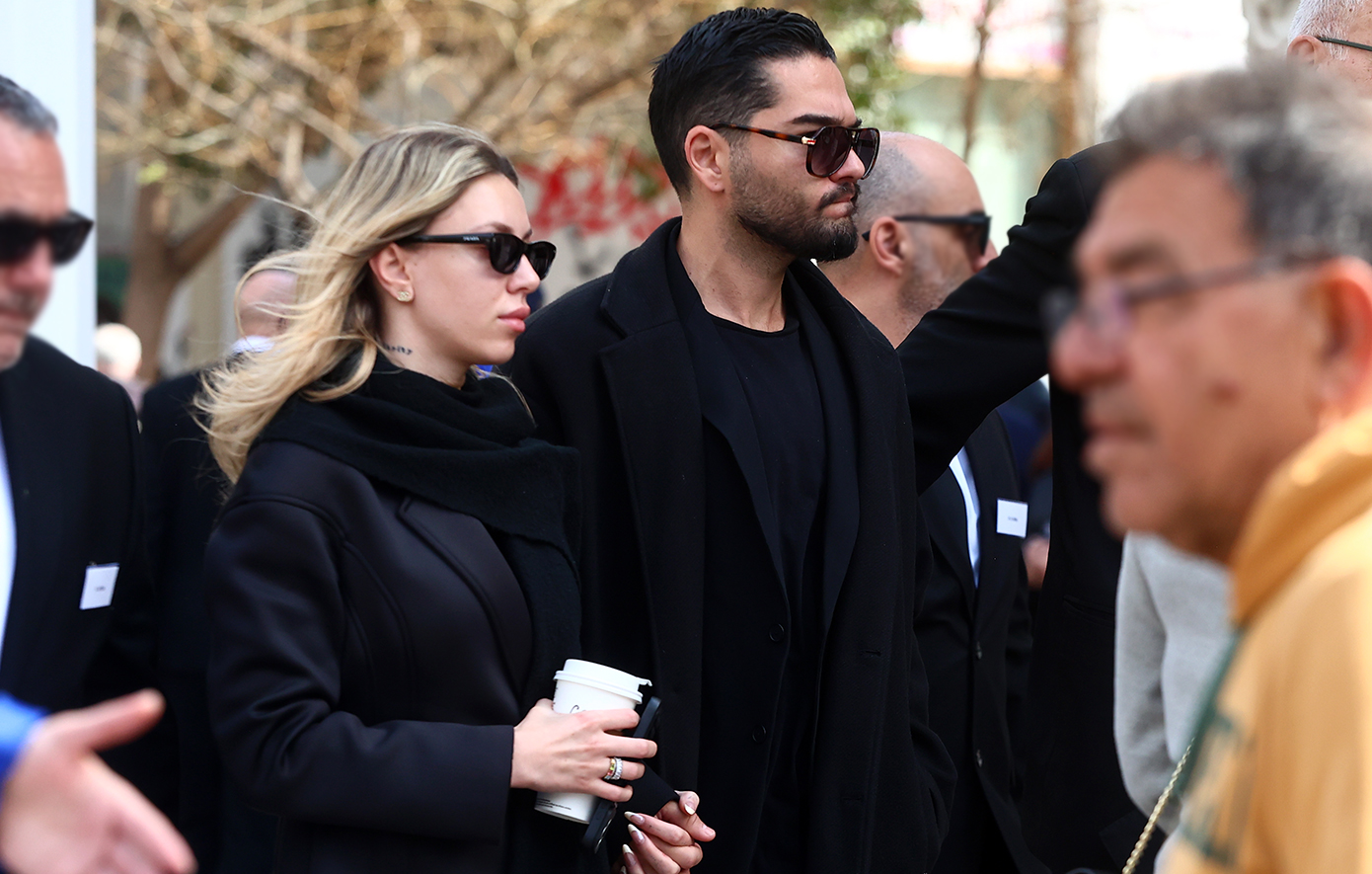 Γαρυφαλλιά Καληφώνη - Χρήστος Μάστορας Γαρυφαλλιά Καληφώνη - Χρήστος Μάστορας