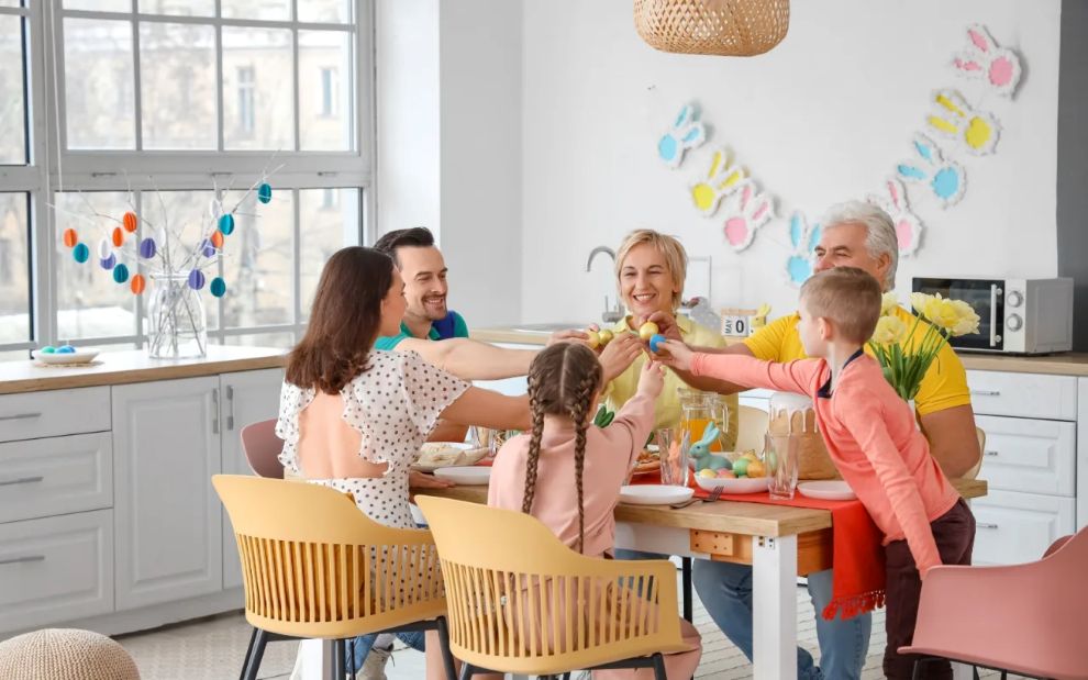 Χρήσιμες συμβουλές για τα εδέσματα του Πάσχα: Τι πρέπει να προσέξετε για εσάς και τα παιδιά σας