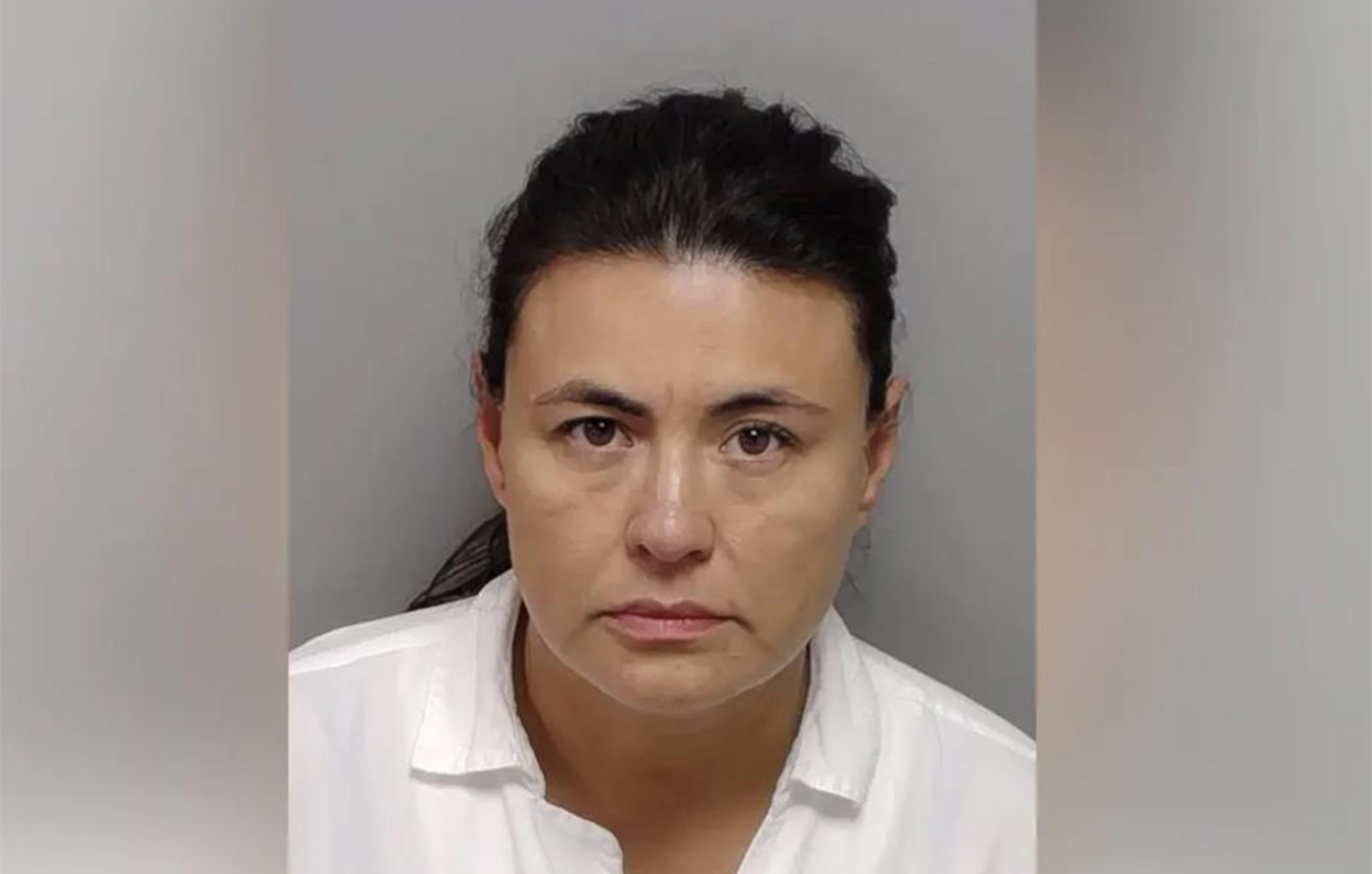 Δασκάλα δημοτικού κατηγορείται ότι κακοποίησε σεξουαλικά μαθητή, τον οποίο αποκαλούσε ως έναν από τους «αγαπημένους» της