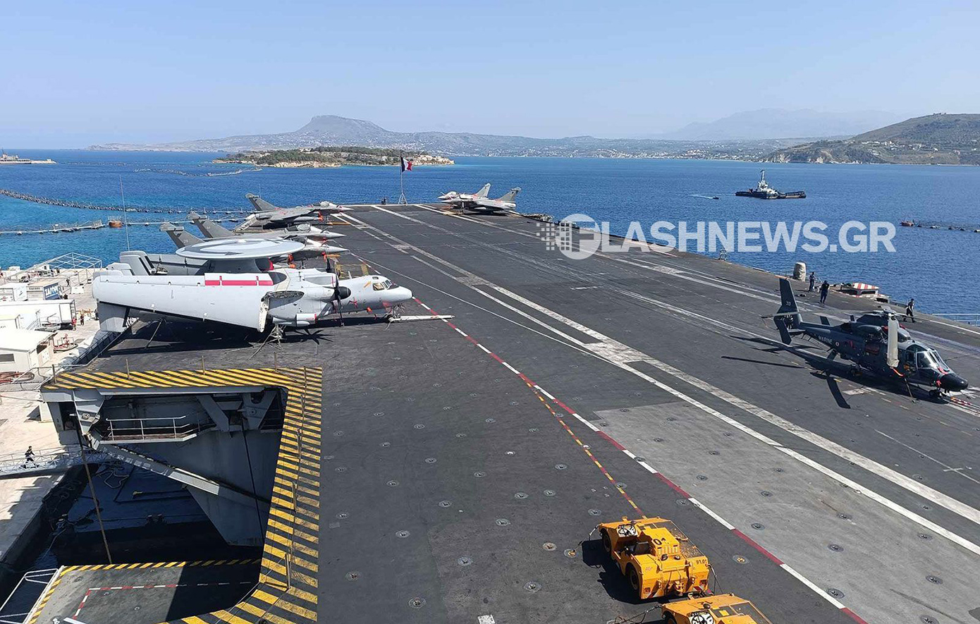 Στη Σούδα το γαλλικό αεροπλανοφόρο «Charles de Gaulle»
