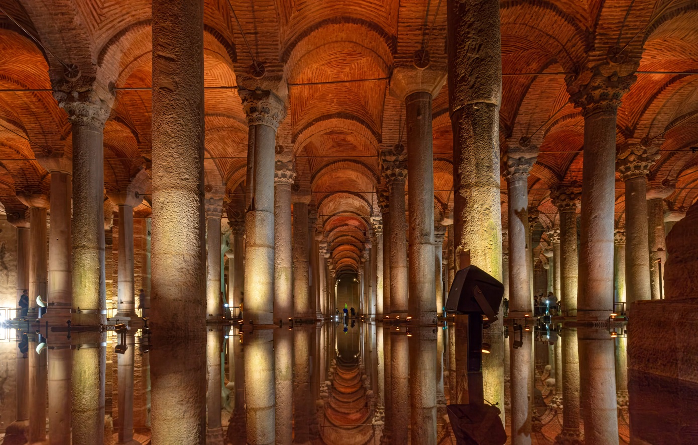 Ιμάμογλου κατά Ερντογάν για τη Βασιλική Κινστέρνα του Ιουστινιανού: Νέα σύγκρουση με φόντο την Κωνσταντινούπολη