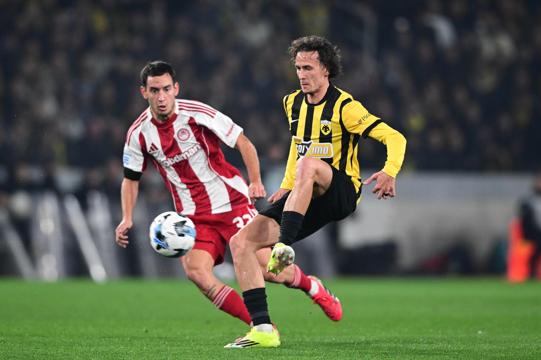 Ολυμπιακός – ΑΕΚ: Σε ρόλο ρυθμιστή της 11άδας των Ερυθρόλευκων ο Έσε