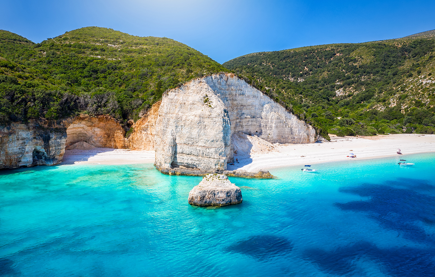 Μία ελληνική στην πρώτη δεκάδα με τις 50 καλύτερες παραλίες του κόσμου για το 2026