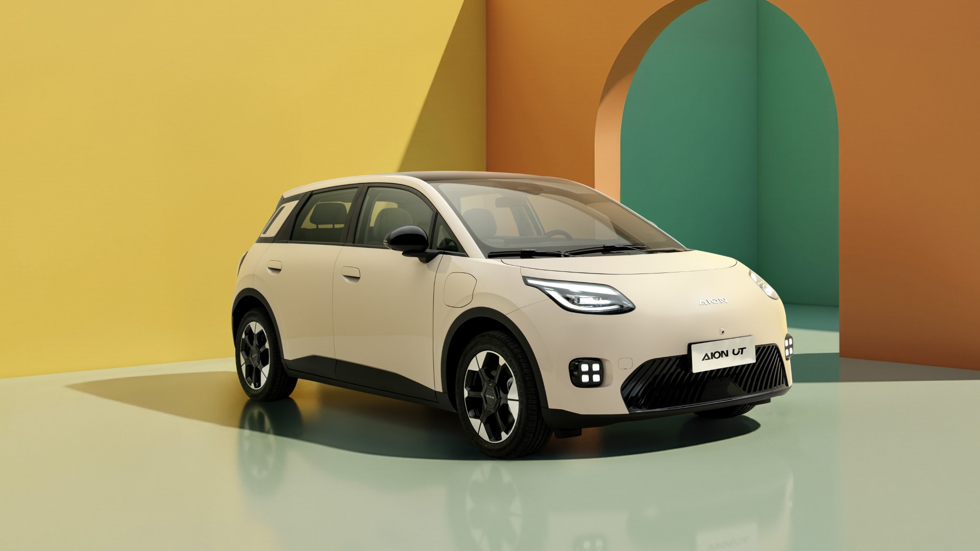 Στην Ελλάδα το νέο GAC Aion UT