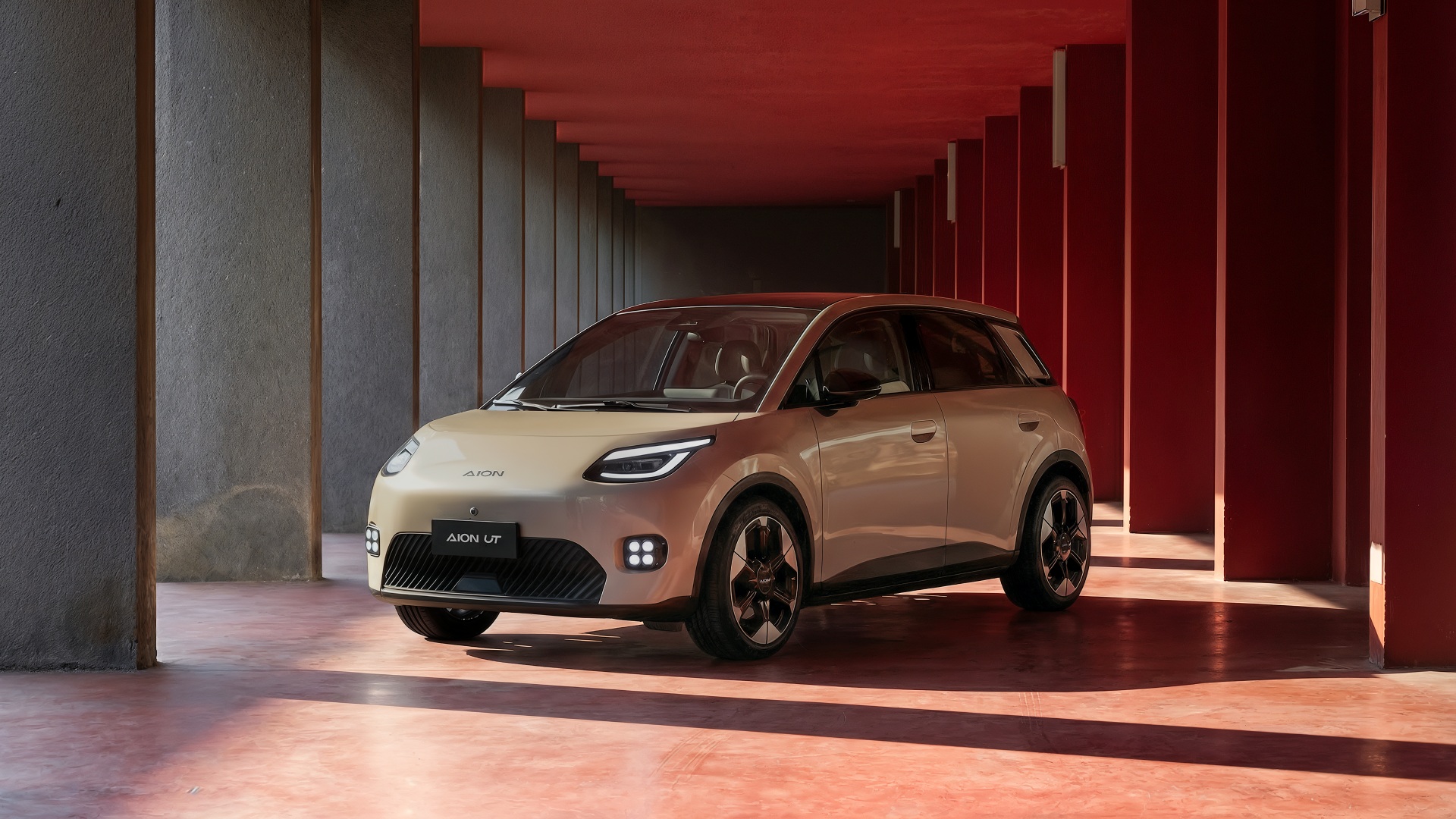 Στην Ελλάδα το νέο GAC Aion UT