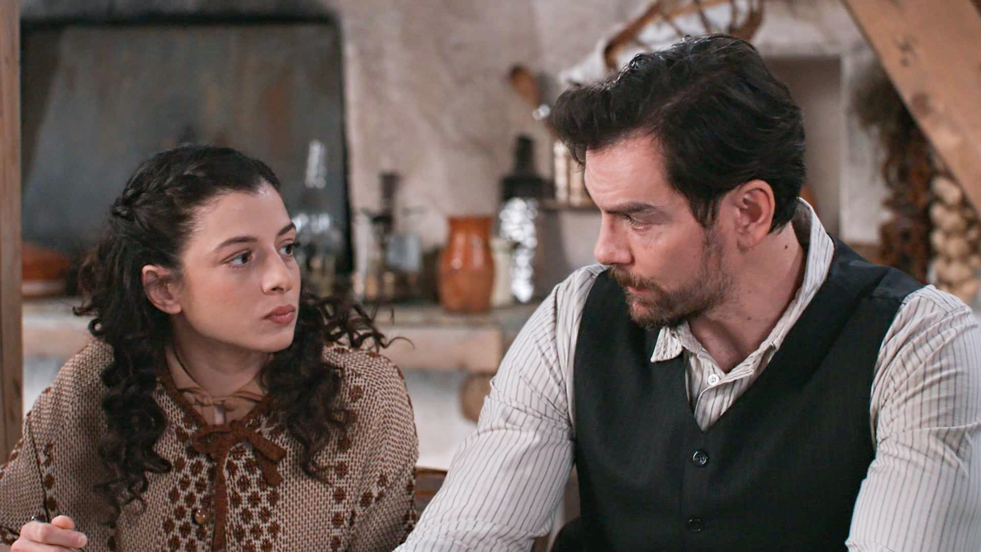 Grand Hotel: Ο Πέτρος εξοργίζεται μαθαίνοντας ότι η Σοφία αποφυλακίστηκε