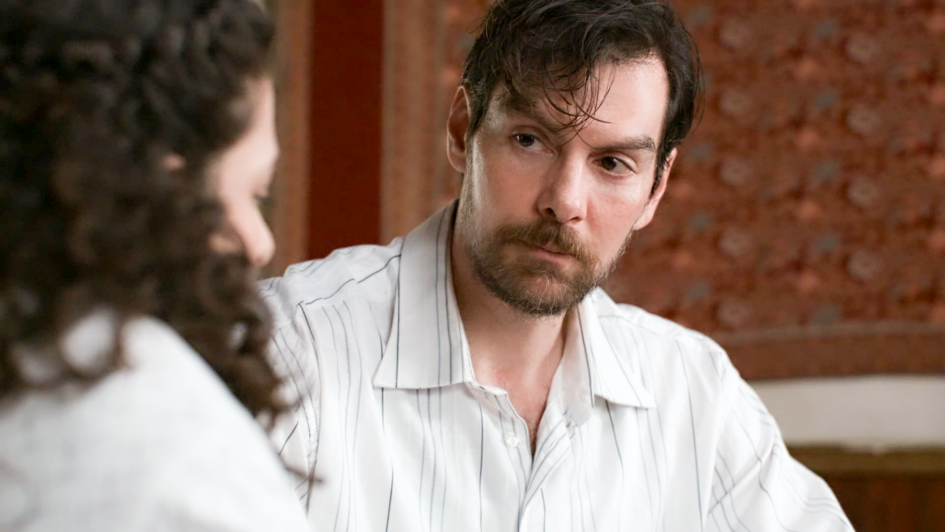 Grand Hotel: Ο Ρήγας ζητάει από τον Χατζημήτρο να τους παντρέψει με την Κυβέλη