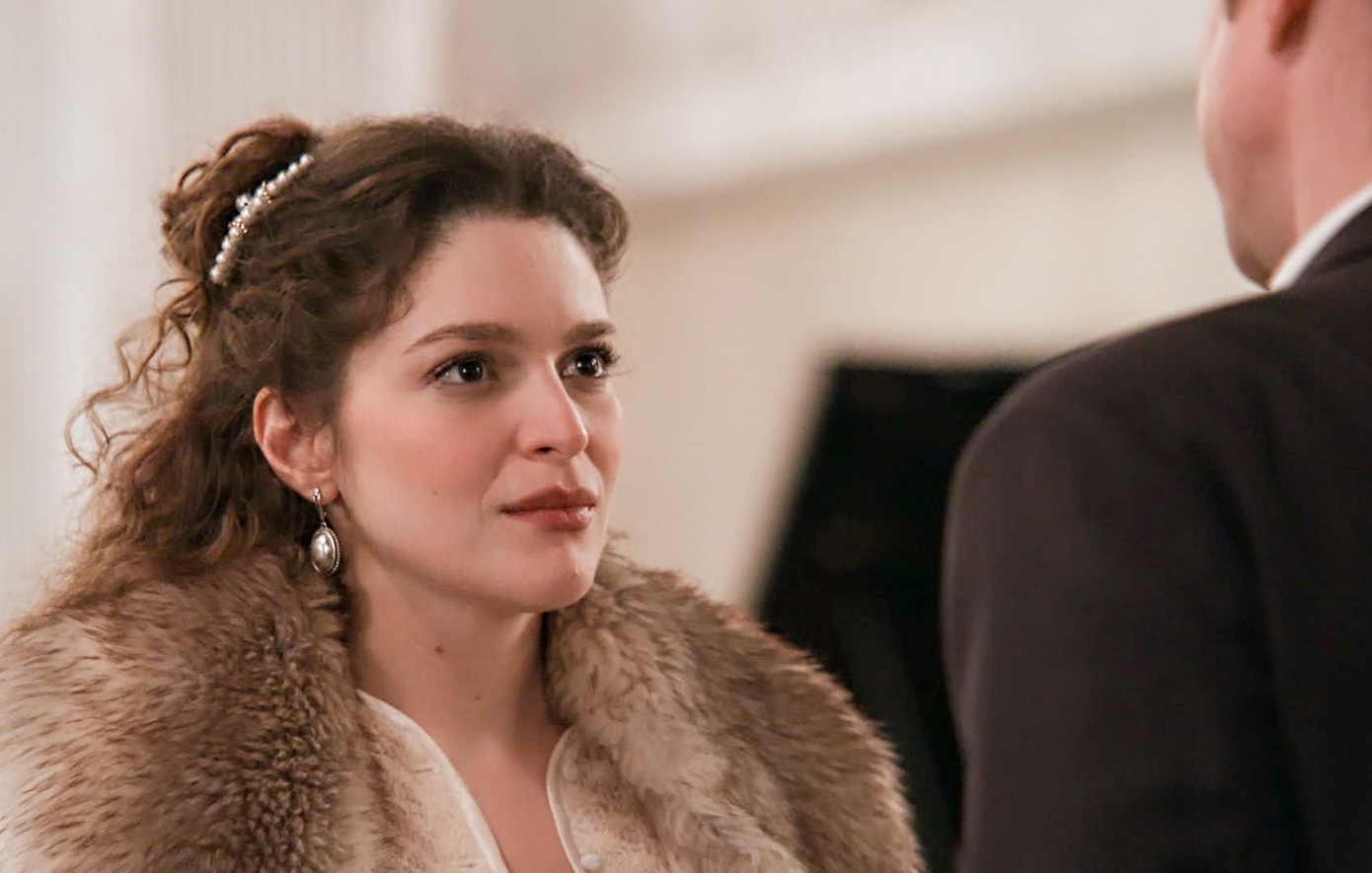 «Grand Hotel»: Η Αλίκη αποφασίζει να πει την αλήθεια στον Πέτρο για την εγκυμοσύνη της