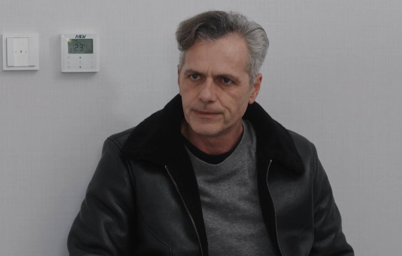 «Η γη της ελιάς»: Η Βασιλική προετοιμάζεται να φύγει για Γερμανία, ενώ ο Στέφανος δεν ξέρει τίποτα για τα σχέδιά της