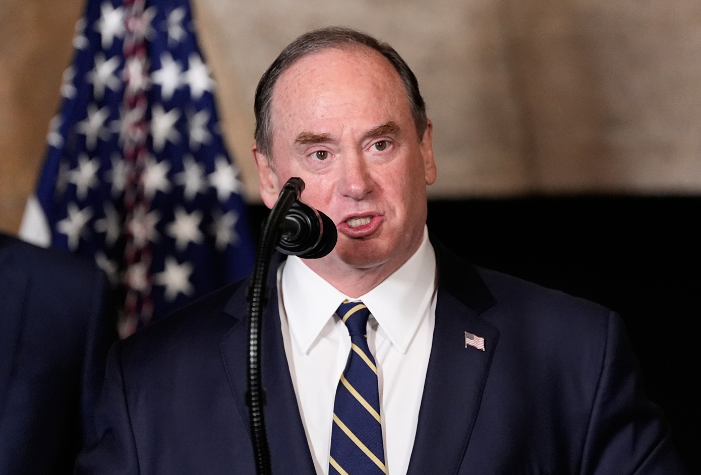 Εκτός κυβέρνησης Τραμπ ο Υπουργός του Ναυτικού των ΗΠΑ με άμεση ισχύ